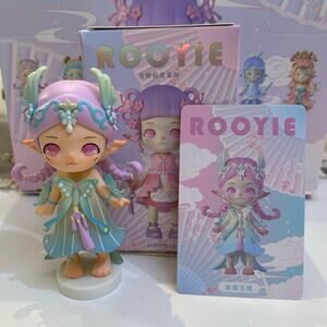 Rooyie Homotsu Senrei Treasure Blind Box Green Butterfly w/ Jade Pendant